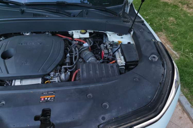 Used Geely Galaxy L7 2023 1.5T 115 km PLUS Engine Bay Left