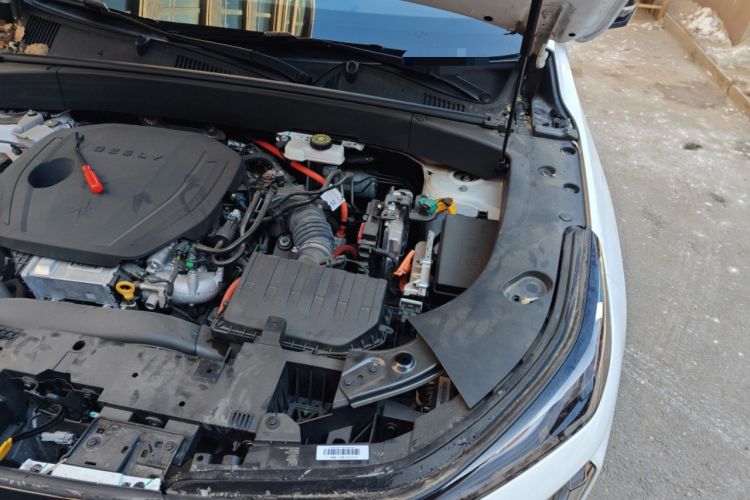 Used Geely Galaxy L7 2023 1.5T 115 km Starship Engine Bay Left