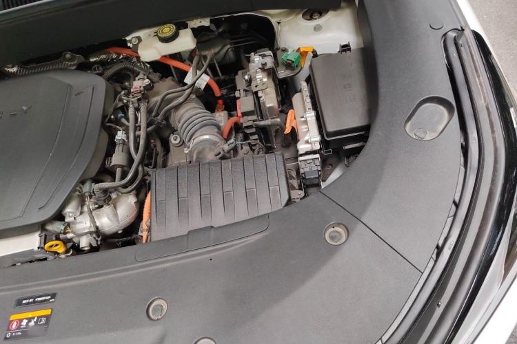 Used Geely Galaxy L7 2023 1.5T 115 km Starship Engine Bay Left