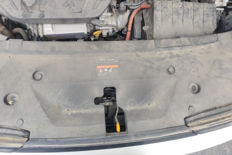 Used Geely Galaxy L7 2023 1.5T 115 km MAX Engine Bay