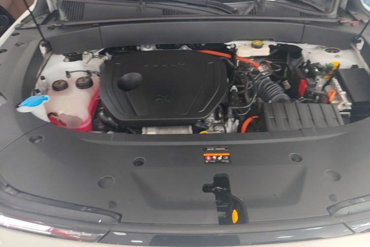 Used Geely Galaxy L7 2023 1.5T 55km AIR Engine Bay