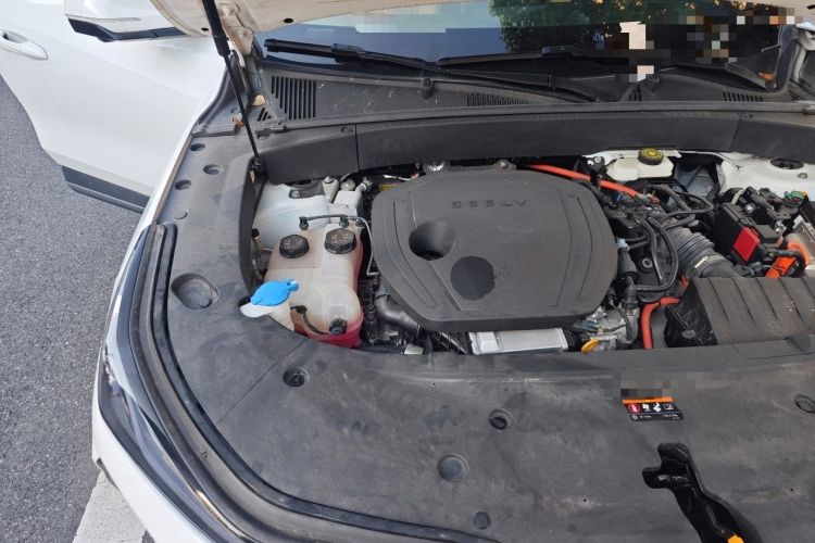 Used Geely Galaxy L7 2023 1.5T 115 km Asian Games Phantom Edition Engine Bay Right