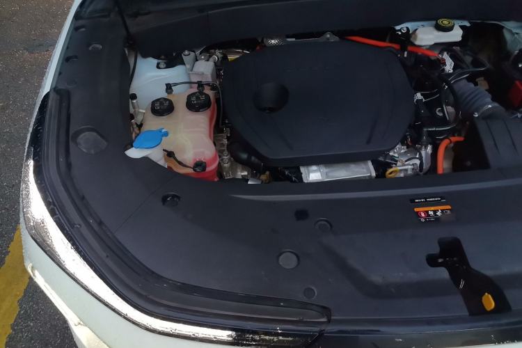 Used Geely Galaxy L7 2023 1.5T 115 km Starship Engine Bay Right
