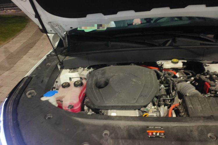 Used Geely Galaxy L7 2023 1.5T 115 km Starship Engine Bay Right