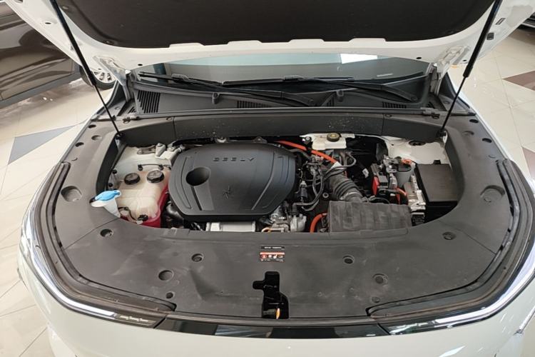 Used Geely Galaxy L7 2023 1.5T 115 km MAX Engine Bay
