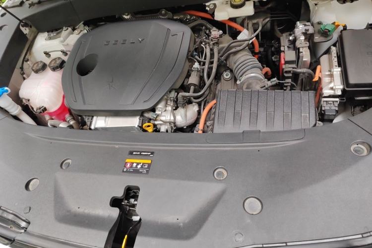 Used Geely Galaxy L7 2023 1.5T 115 km Starship Engine Bay