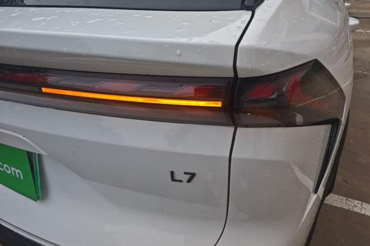 Used Geely Galaxy L7 2023 1.5T 115 km Starship Exterior 3