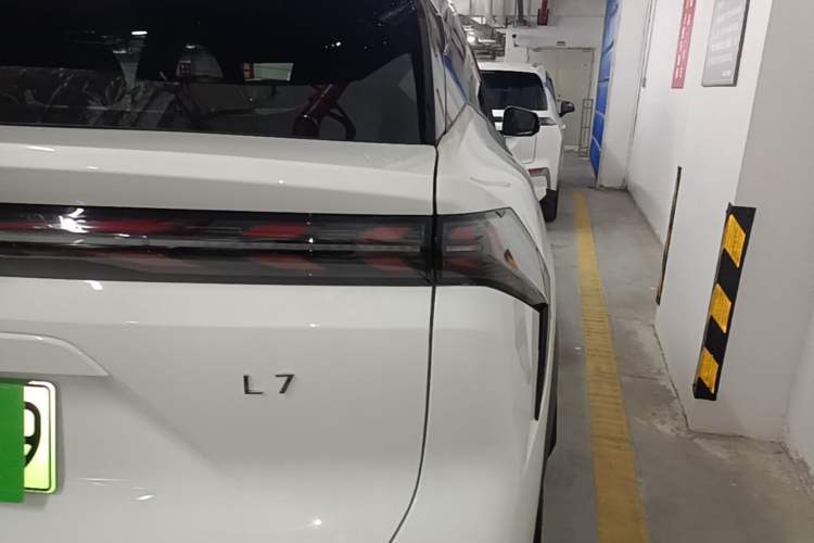 Used Geely Galaxy L7 2023 1.5T 115 km Asian Games Phantom Edition Exterior 3