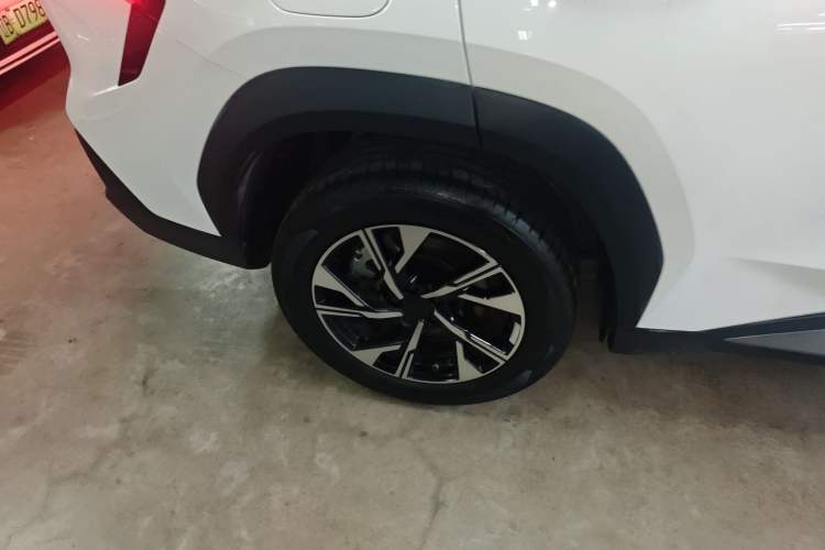 Used Geely Galaxy L7 2023 1.5T 55km PRO Exterior 5