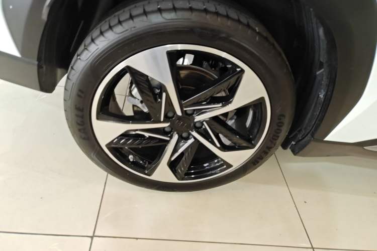 Used Geely Galaxy L7 2023 1.5T 115 km Asian Games Phantom Edition Exterior 5