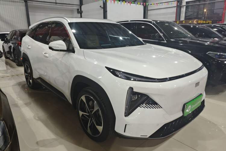 Used Geely Galaxy L7 2023 1.5T 115 km Starship Front Right 45 Deg