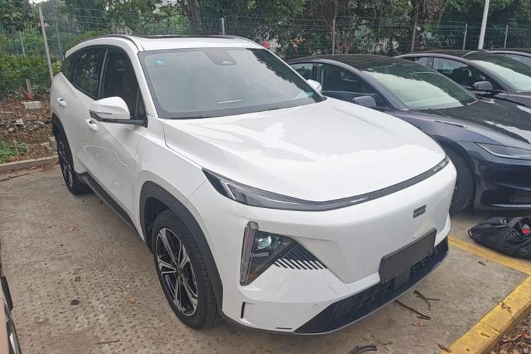 Used Geely Galaxy L7 2023 1.5T 115 km MAX Front Right 45 Deg