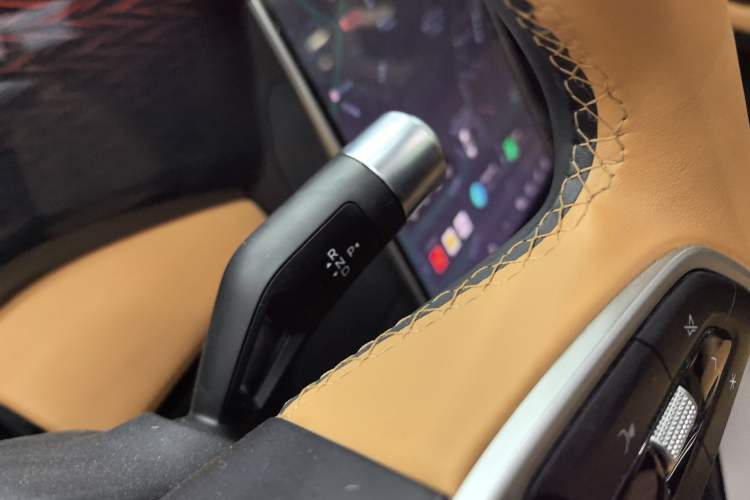 Used Geely Galaxy L7 2023 1.5T 115 km Starship Gear Lever