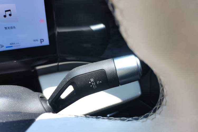 Used Geely Galaxy L7 2023 1.5T 115 km MAX Gear Lever