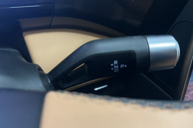 Used Geely Galaxy L7 2023 1.5T 115 km MAX Gear Lever
