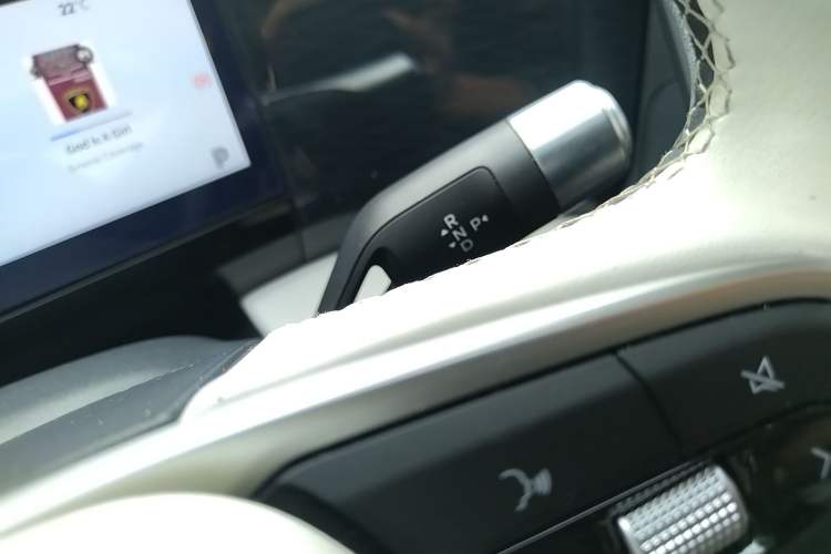 Used Geely Galaxy L7 2023 1.5T 115 km PLUS Gear Lever
