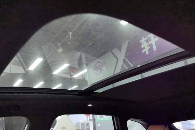 Used Geely Galaxy L7 2023 1.5T 115 km Starship Headliner