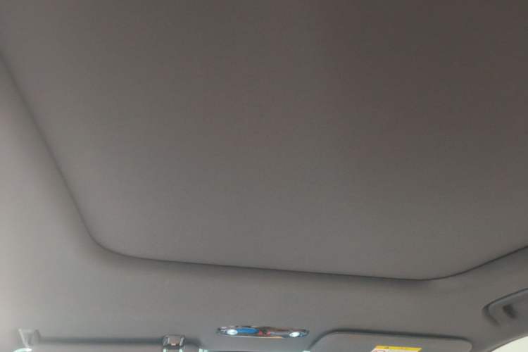 Used Geely Galaxy L7 2023 1.5T 115 km Starship Headliner