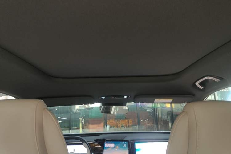 Used Geely Galaxy L7 2023 1.5T 115 km Starship Headliner