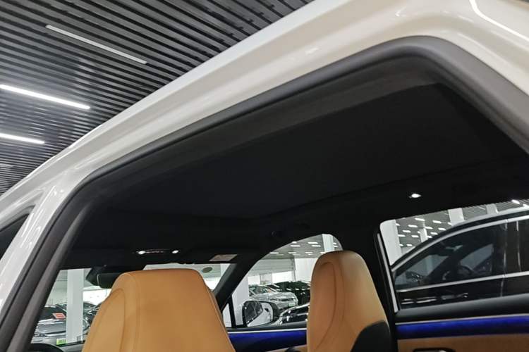 Used Geely Galaxy L7 2023 1.5T 115 km Starship Headliner