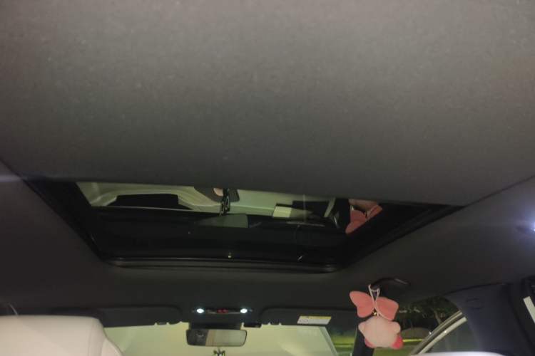 Used Geely Galaxy L7 2023 1.5T 115 km Starship Headliner