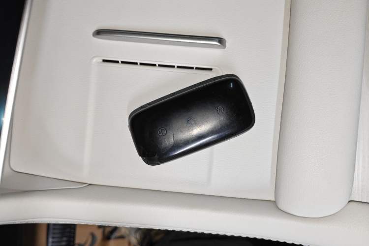Used Geely Galaxy L7 2023 1.5T 115 km Starship Interior 1