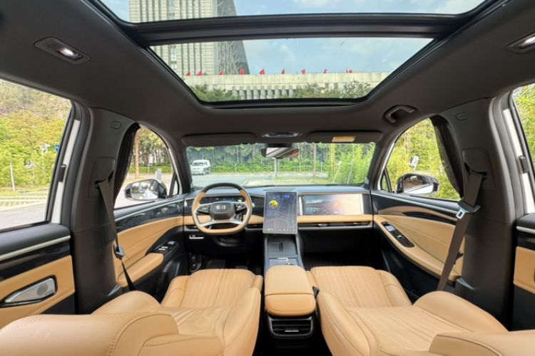 Used Geely Galaxy L7 2023 1.5T 115 km Starship Interior 2