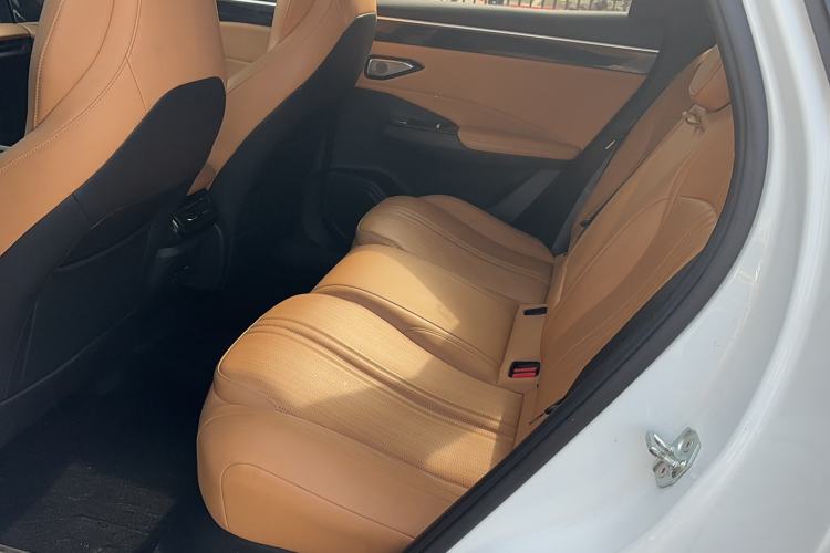 Used Geely Galaxy L7 2023 1.5T 115 km Starship Interior 3