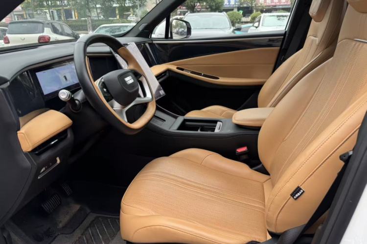 Used Geely Galaxy L7 2023 1.5T 115 km MAX Interior 3