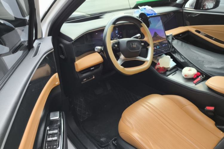 Used Geely Galaxy L7 2023 1.5T 115 km Starship Interior 3