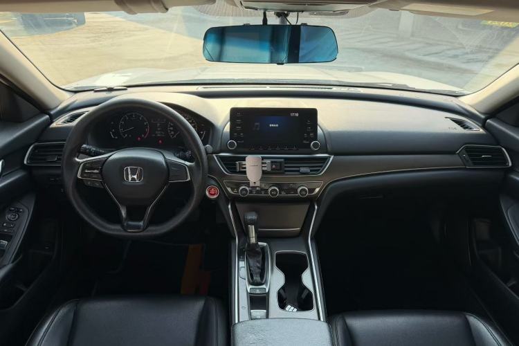 Used Geely Galaxy L7 2023 1.5T 115 km Starship Interior 4