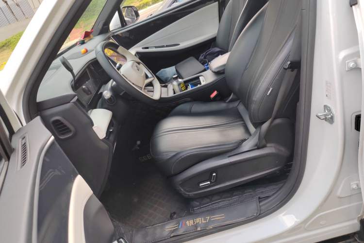 Used Geely Galaxy L7 2023 1.5T 115 km MAX Left Front Seat