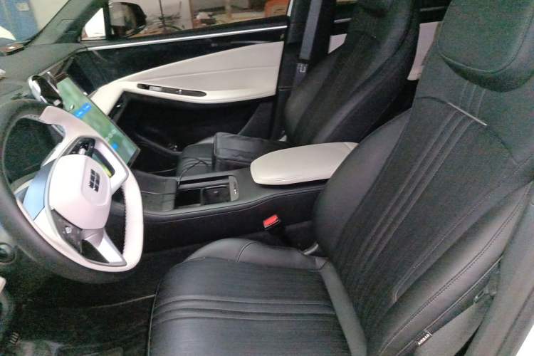 Used Geely Galaxy L7 2023 1.5T 115 km Starship Left Front Seat