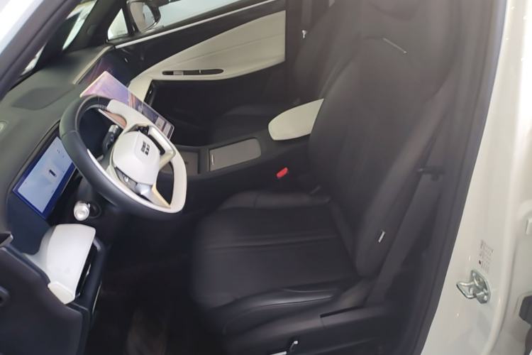 Used Geely Galaxy L7 2023 1.5T 115 km PLUS Left Front Seat