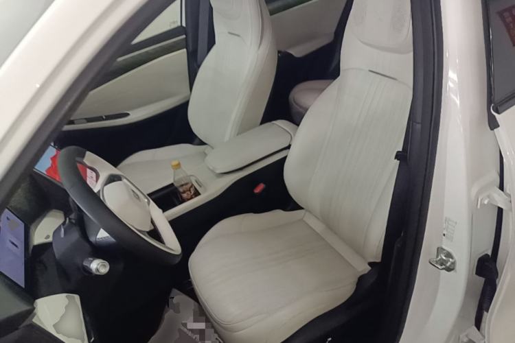 Used Geely Galaxy L7 2023 1.5T 115 km Asian Games Phantom Edition Left Front Seat