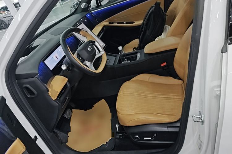 Used Geely Galaxy L7 2023 1.5T 115 km Starship Left Front Seat