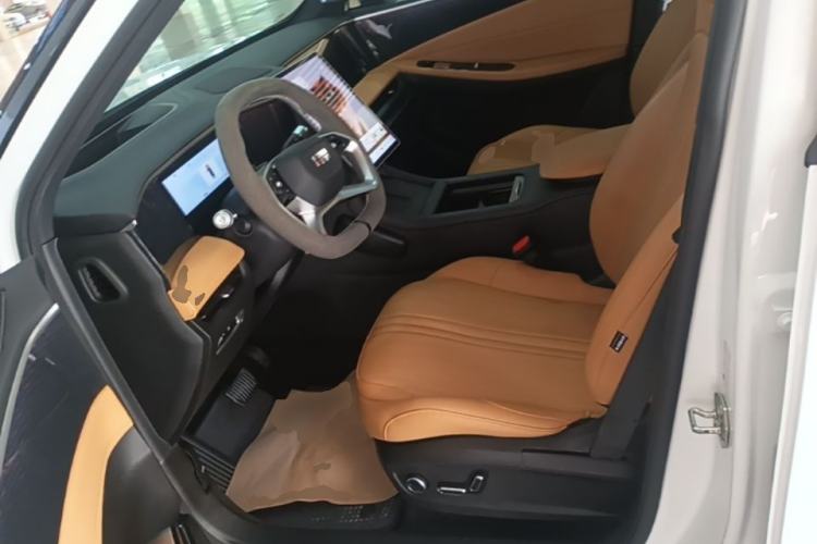 Used Geely Galaxy L7 2023 1.5T 115 km Starship Left Front Seat