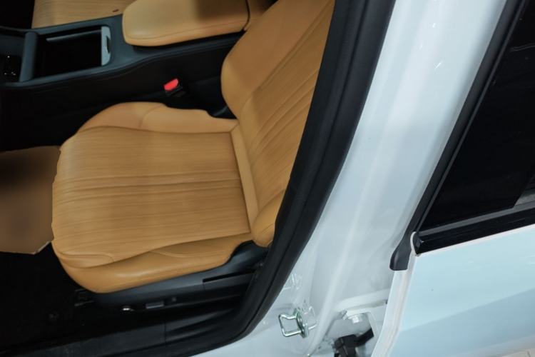 Used Geely Galaxy L7 2023 1.5T 115 km Asian Games Phantom Edition Left Front Seat