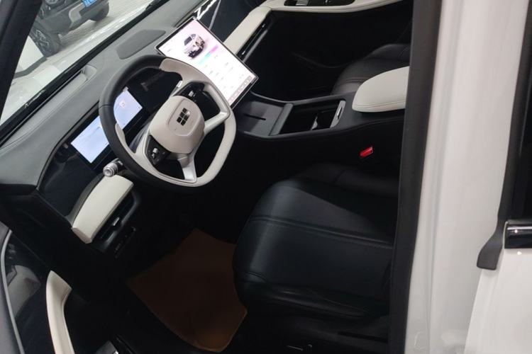 Used Geely Galaxy L7 2023 1.5T 55km PRO Left Front Seat
