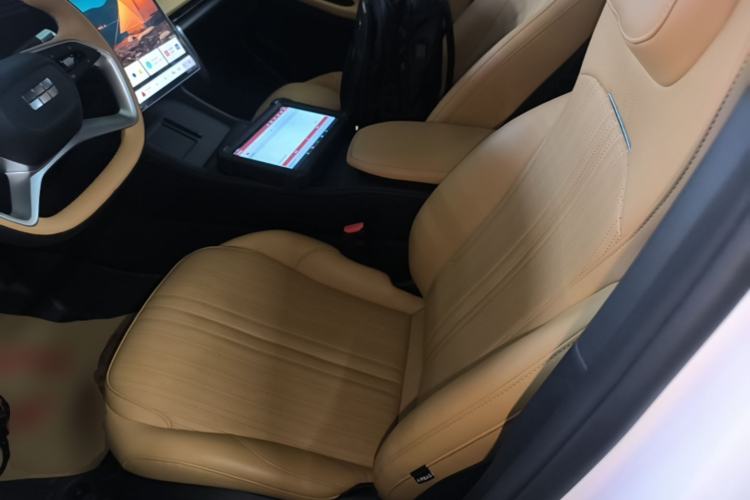 Used Geely Galaxy L7 2023 1.5T 115 km MAX Left Front Seat
