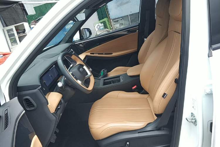 Used Geely Galaxy L7 2023 1.5T 115 km MAX Left Front Seat