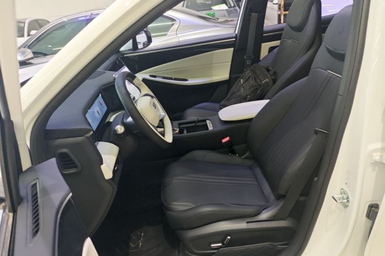 Used Geely Galaxy L7 2023 1.5T 115 km PLUS Left Front Seat