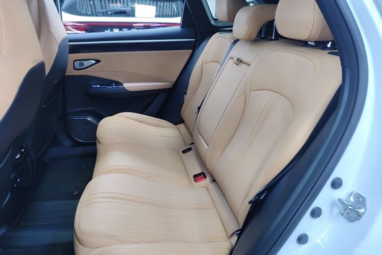 Used Geely Galaxy L7 2023 1.5T 115 km Starship Left Rear Seat