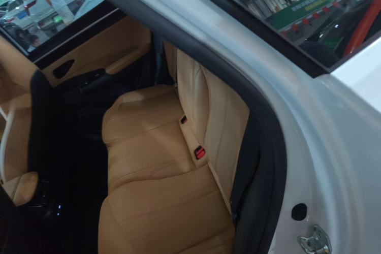 Used Geely Galaxy L7 2023 1.5T 115 km PLUS Left Rear Seat