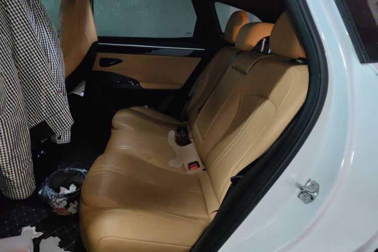 Used Geely Galaxy L7 2023 1.5T 115 km PLUS Left Rear Seat