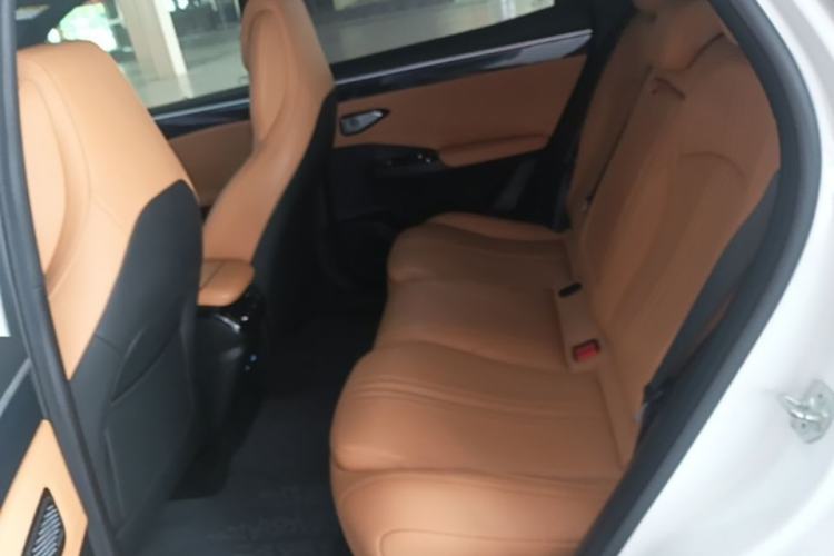 Used Geely Galaxy L7 2023 1.5T 115 km Starship Left Rear Seat