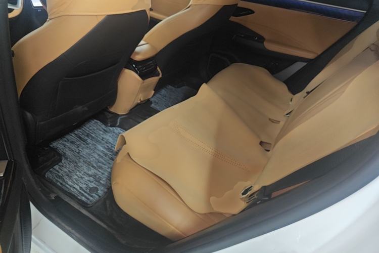Used Geely Galaxy L7 2023 1.5T 115 km MAX Left Rear Seat