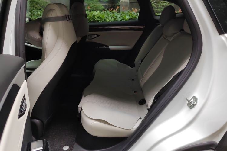 Used Geely Galaxy L7 2023 1.5T 115 km Starship Left Rear Seat