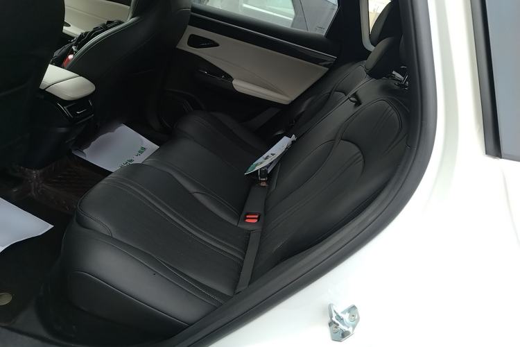 Used Geely Galaxy L7 2023 1.5T 115 km PLUS Left Rear Seat