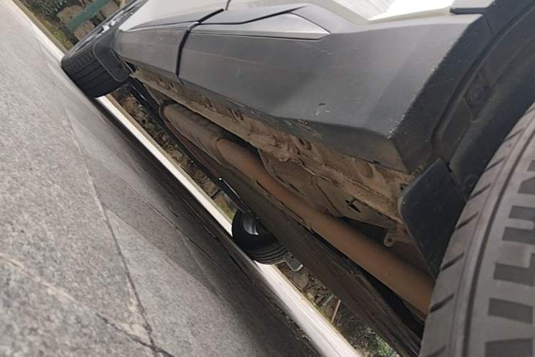 Used Geely Galaxy L7 2023 1.5T 55km PRO Left Side Sill